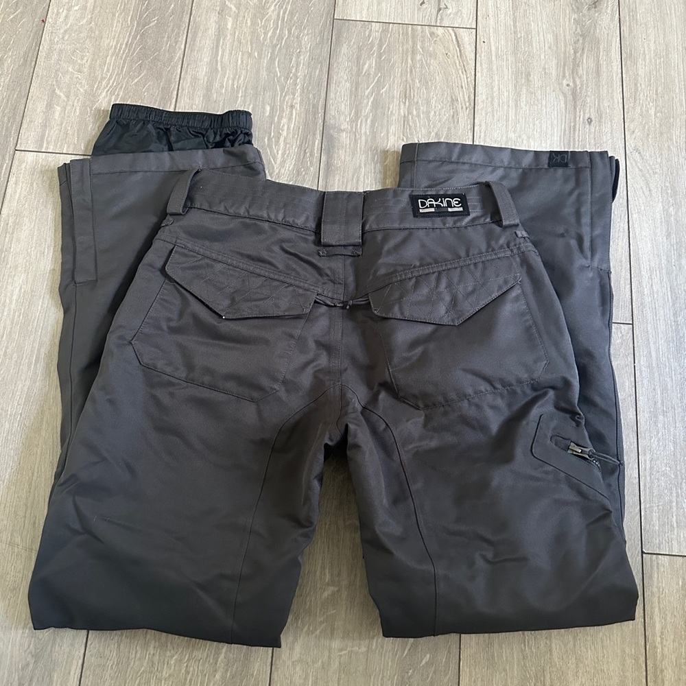 Dakine Women's Black Cargo Pants